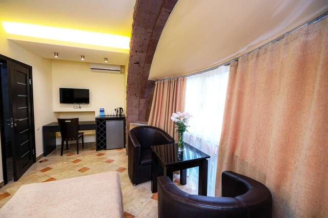 Отель Skyline Hotel Yerevan Ереван-34